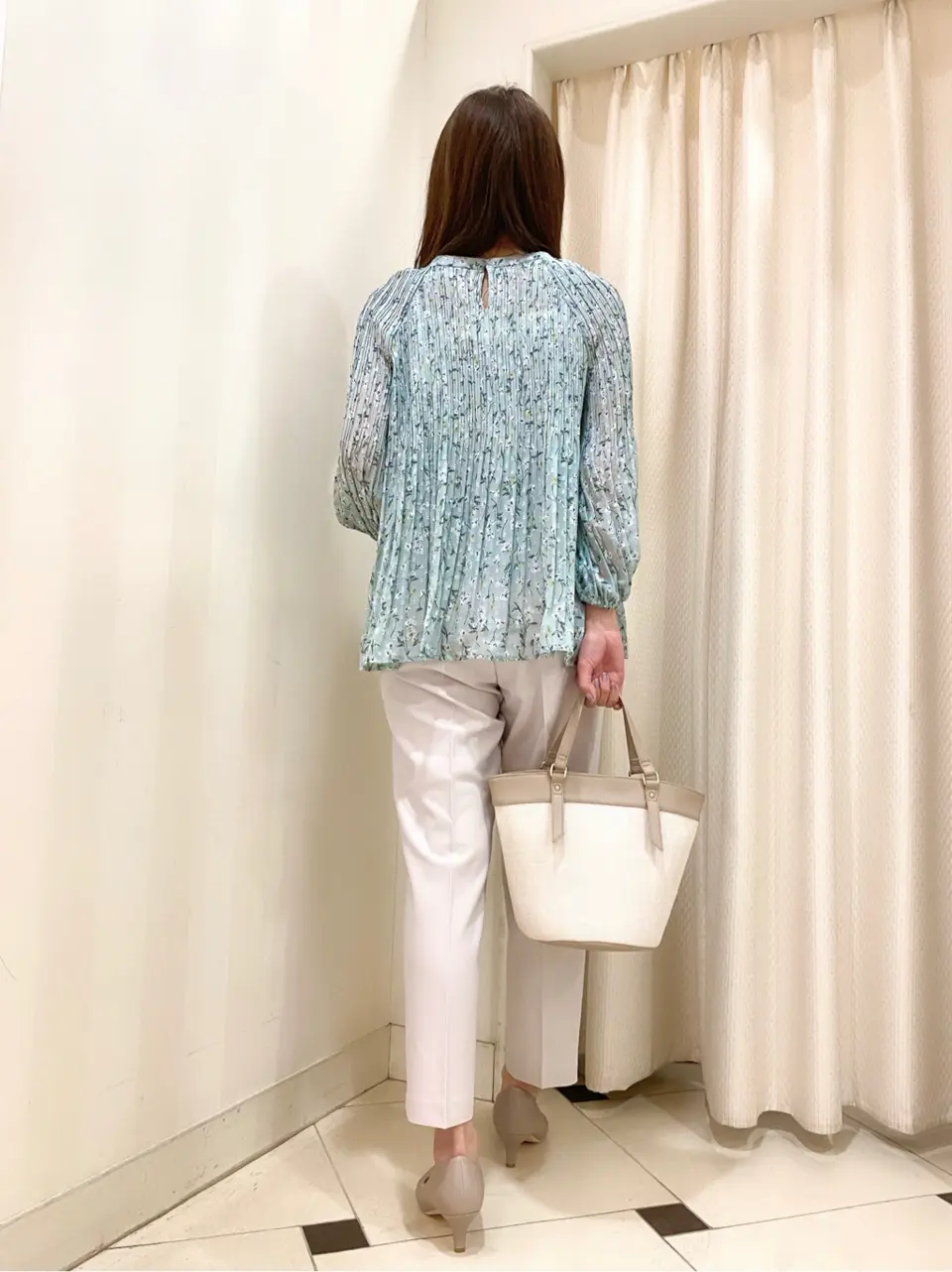 ANY SIS 金井 コーディネート画像