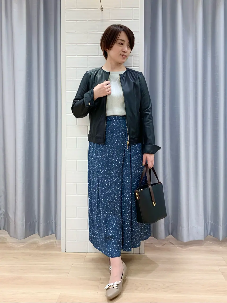 ANY SIS 丸岡 コーディネート画像