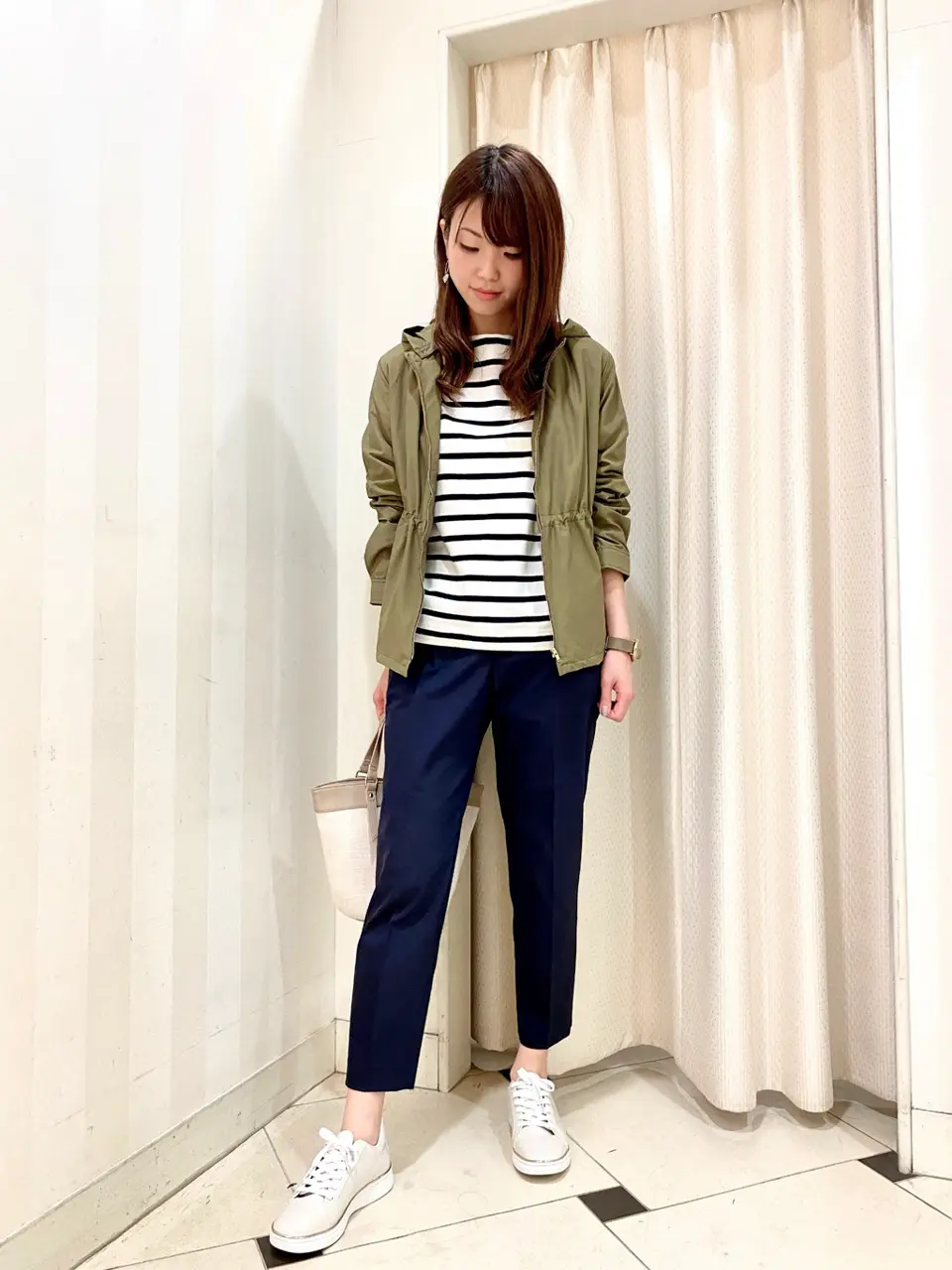 ANY SIS 金井 コーディネート画像