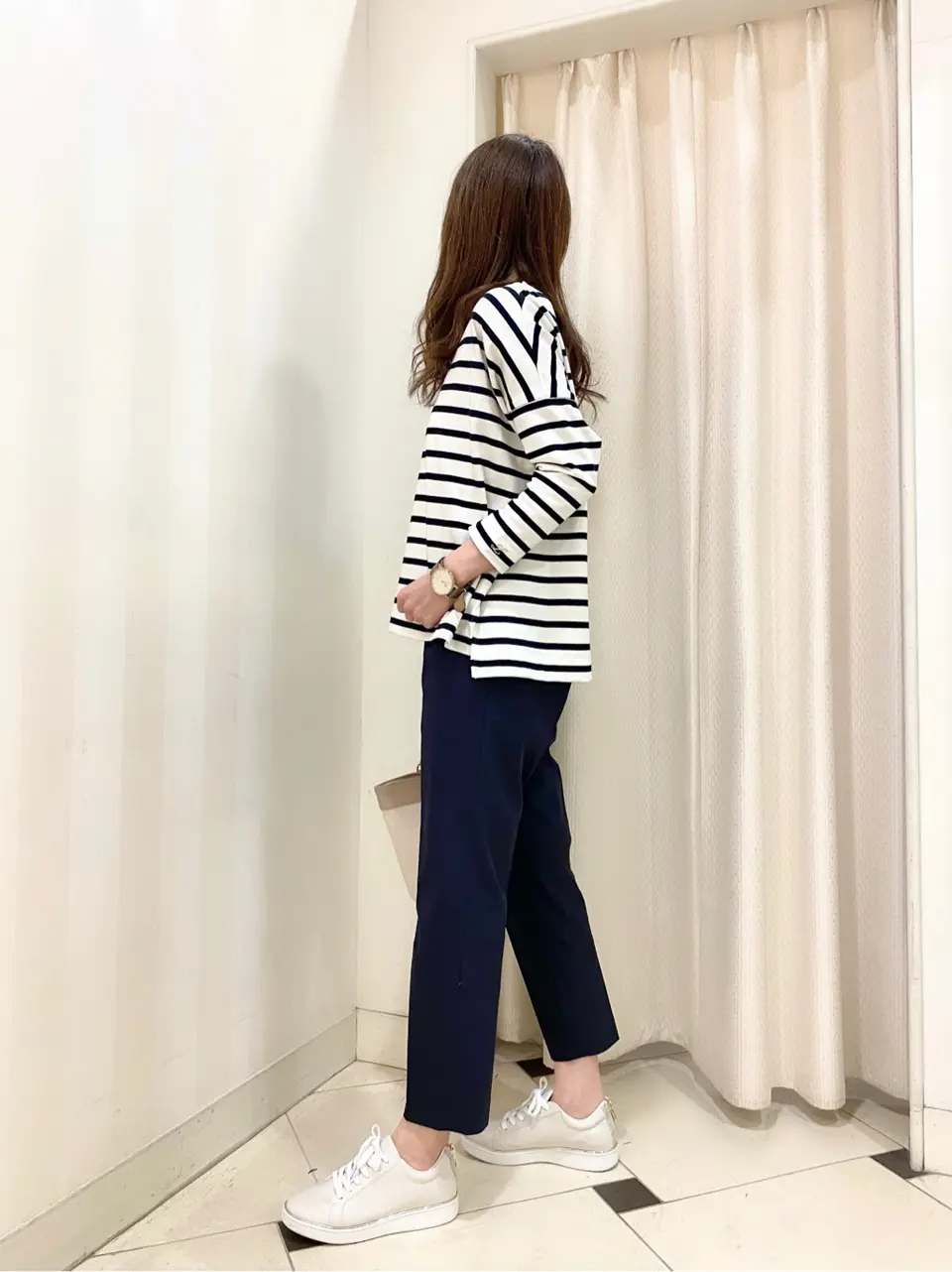 ANY SIS 金井 コーディネート画像