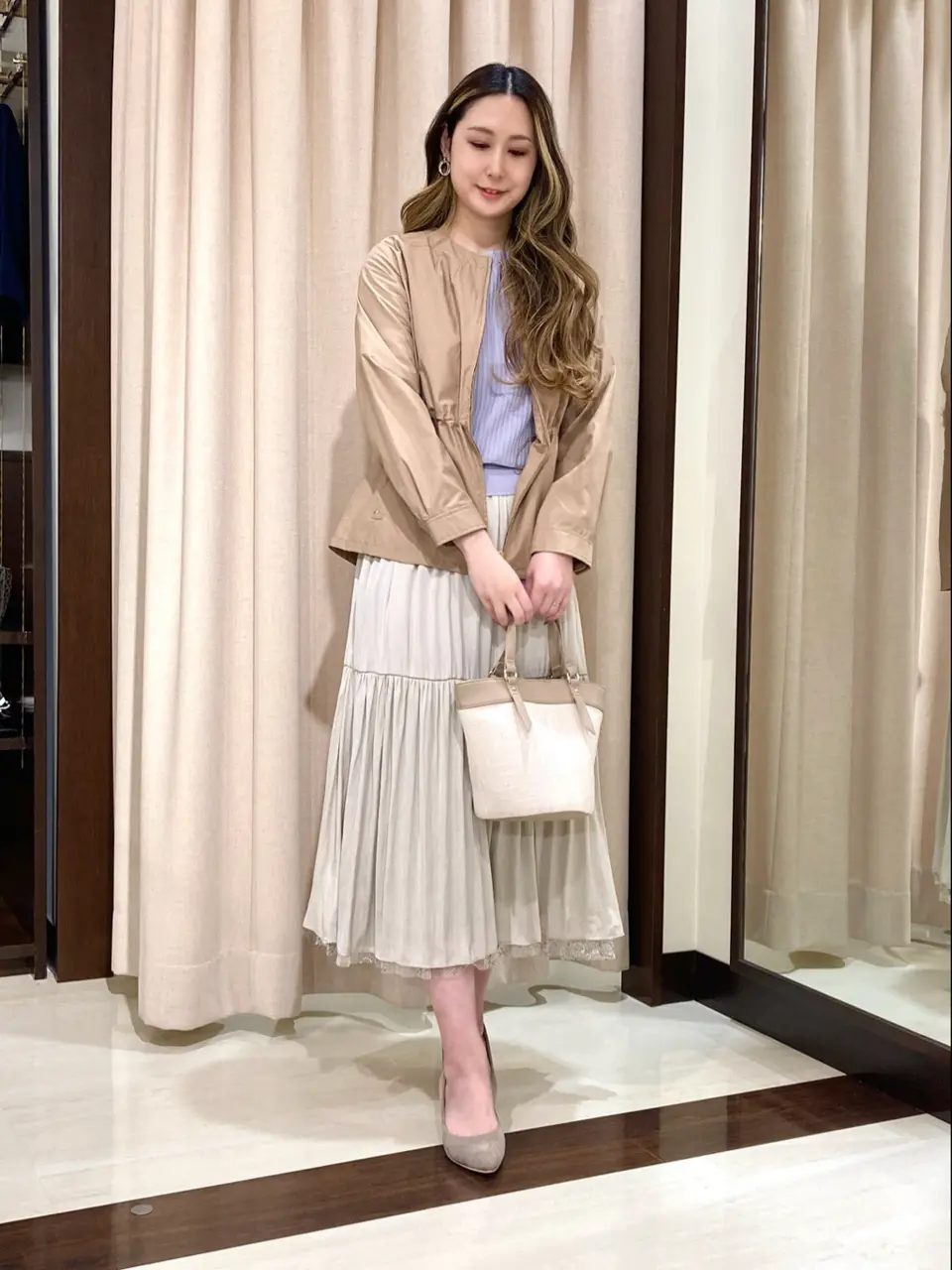 ANY SIS STAFF コーディネート画像