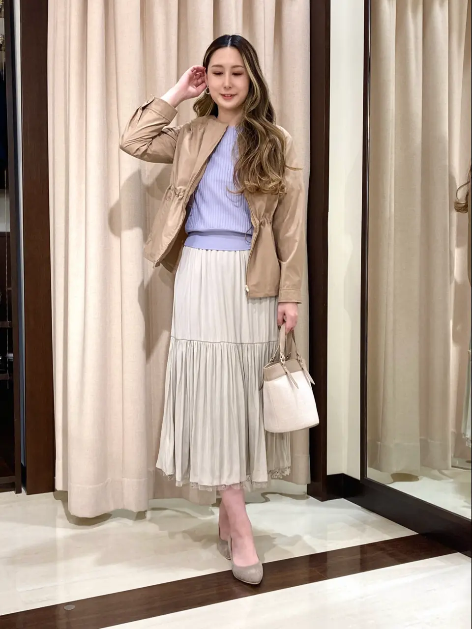 ANY SIS STAFF コーディネート画像