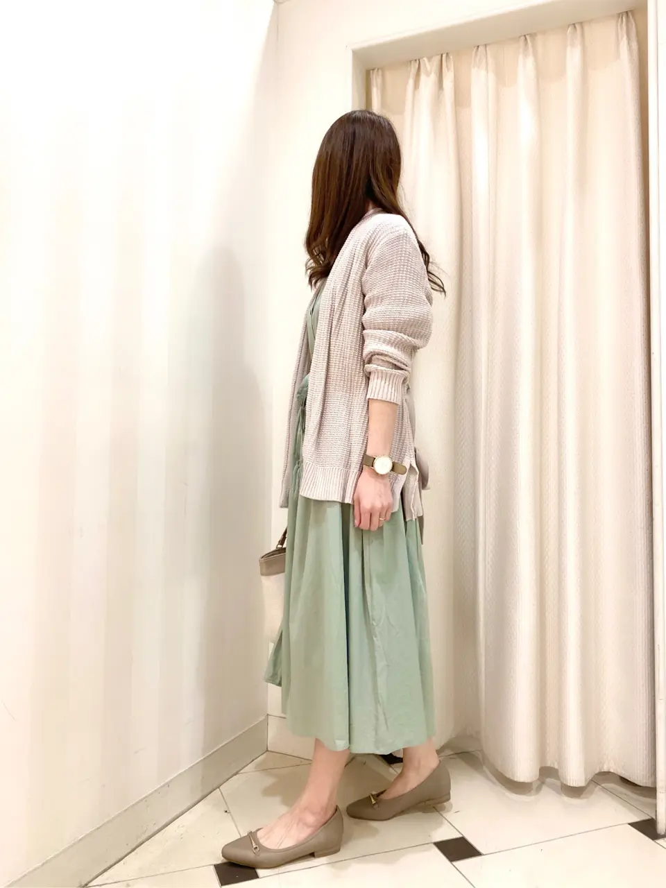 ANY SIS 金井 コーディネート画像