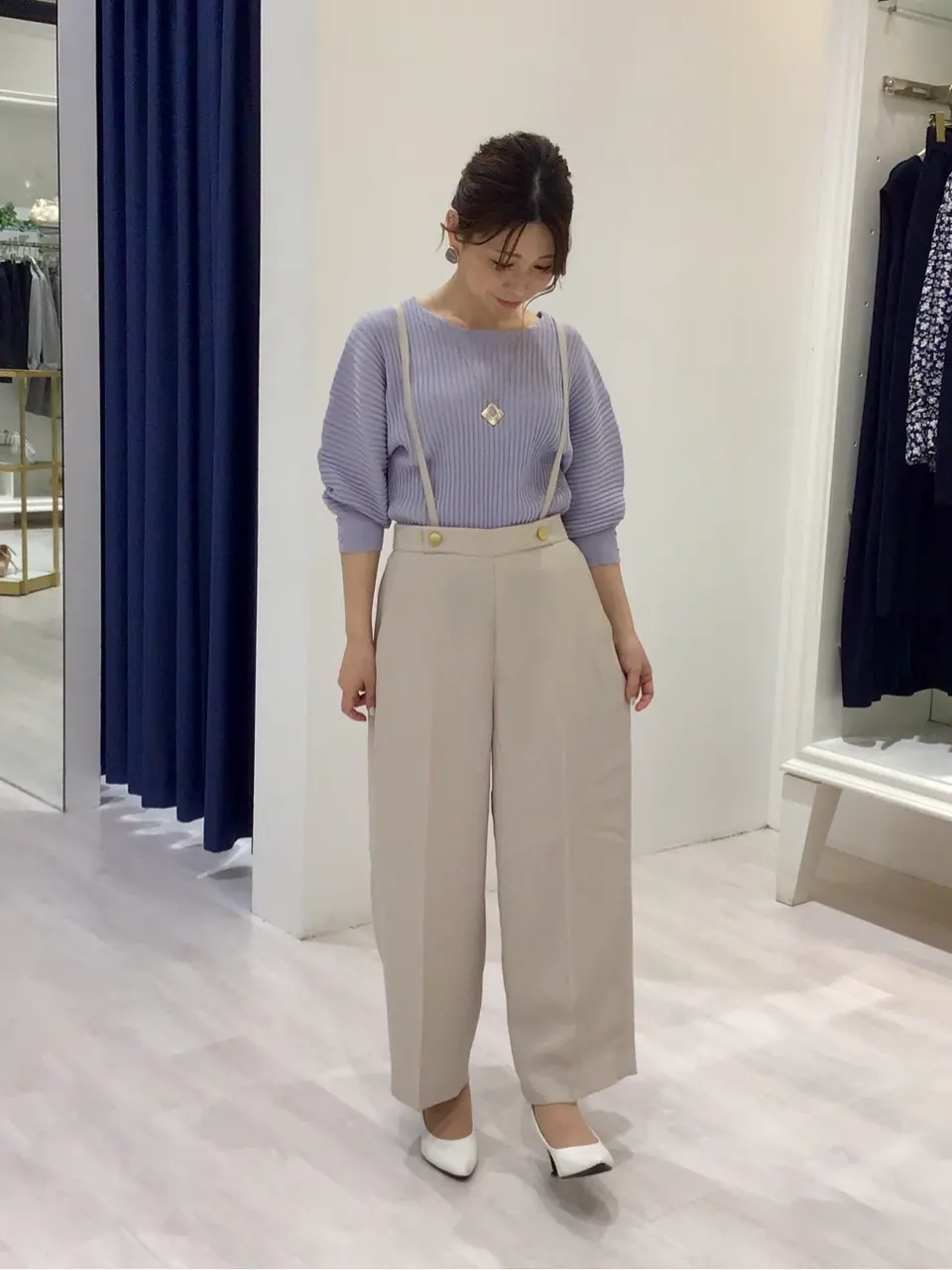 ANY SIS スタッフ コーディネート画像