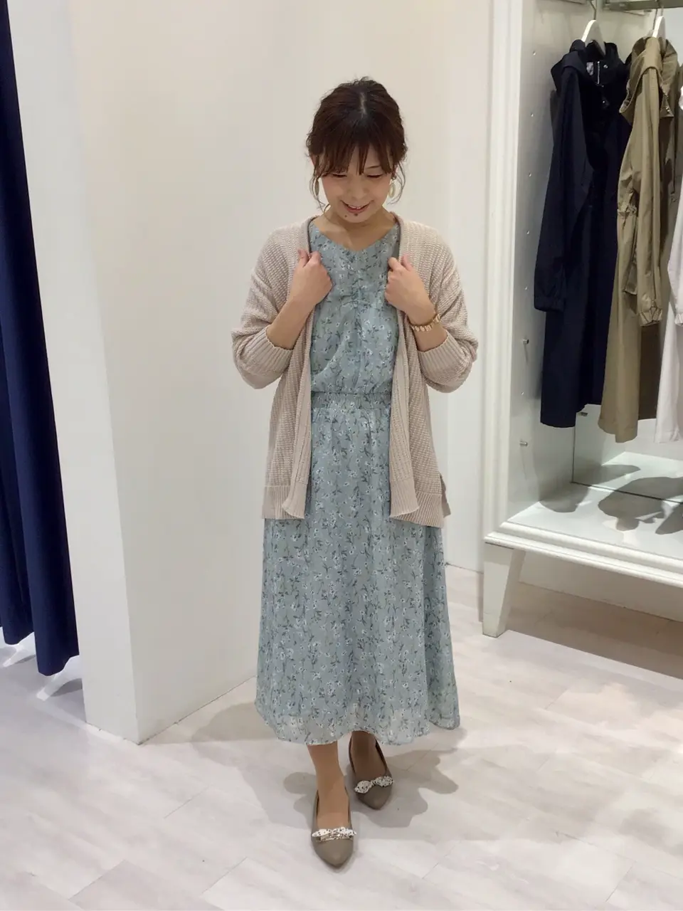 ANY SIS スタッフ コーディネート画像