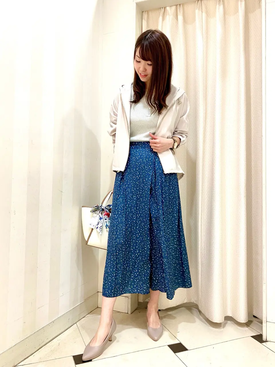 ANY SIS 金井 コーディネート画像