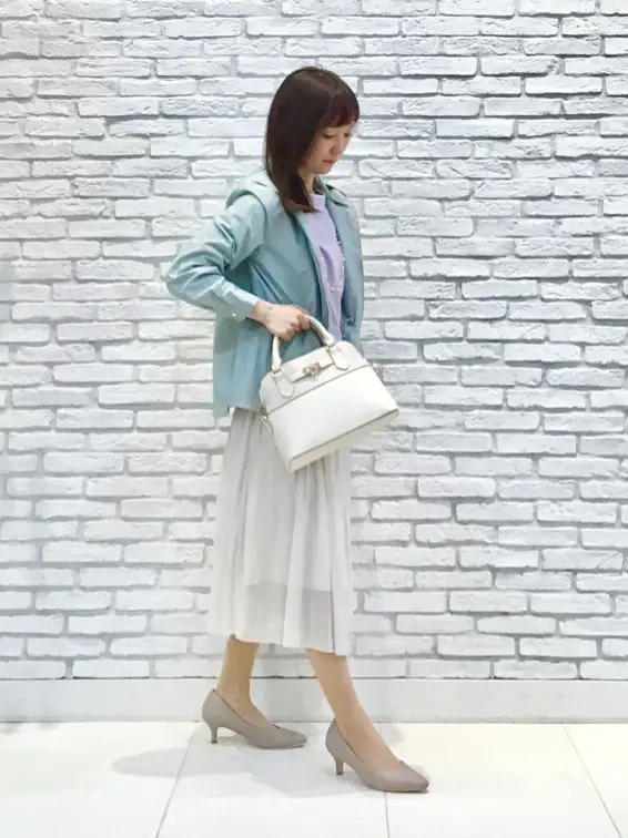 ANY SIS スタッフ コーディネート画像