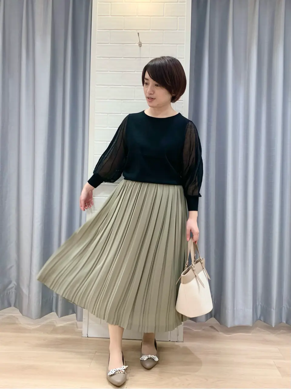 ANY SIS 丸岡 コーディネート画像