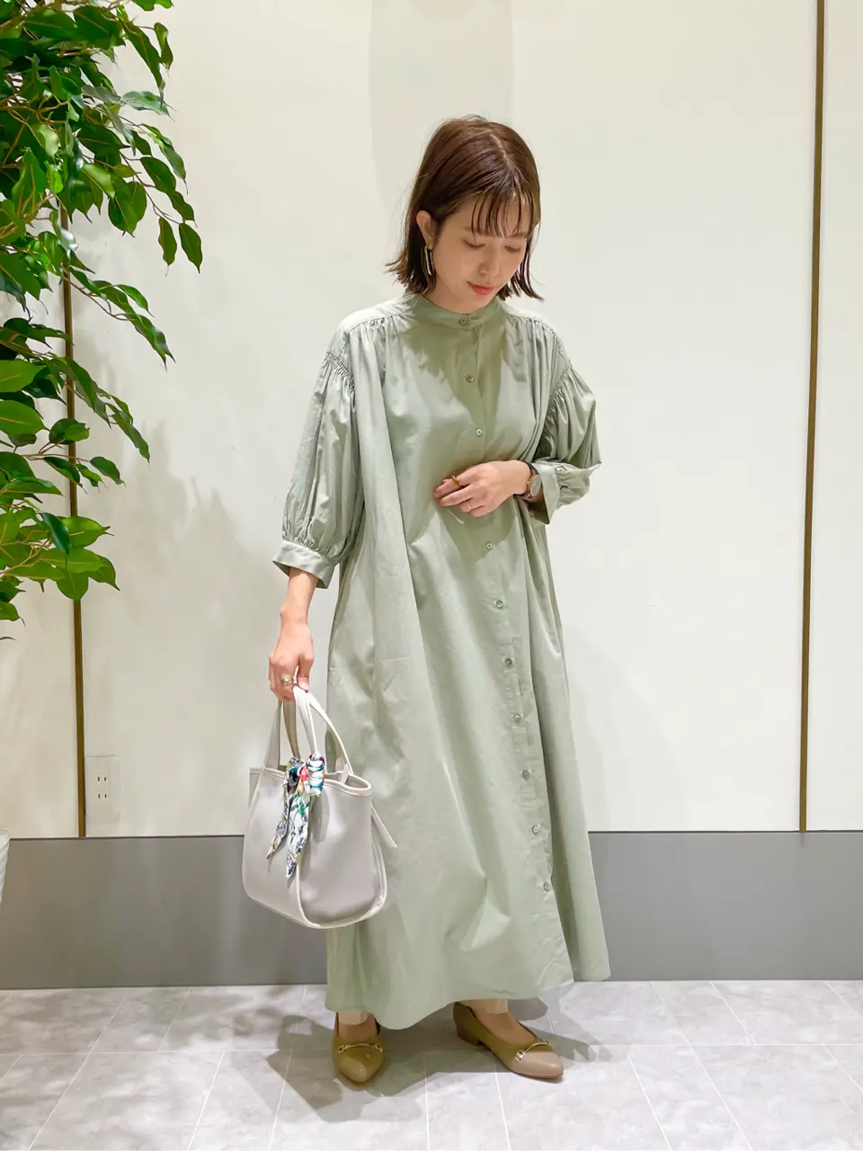 ANY SIS スタッフ コーディネート画像