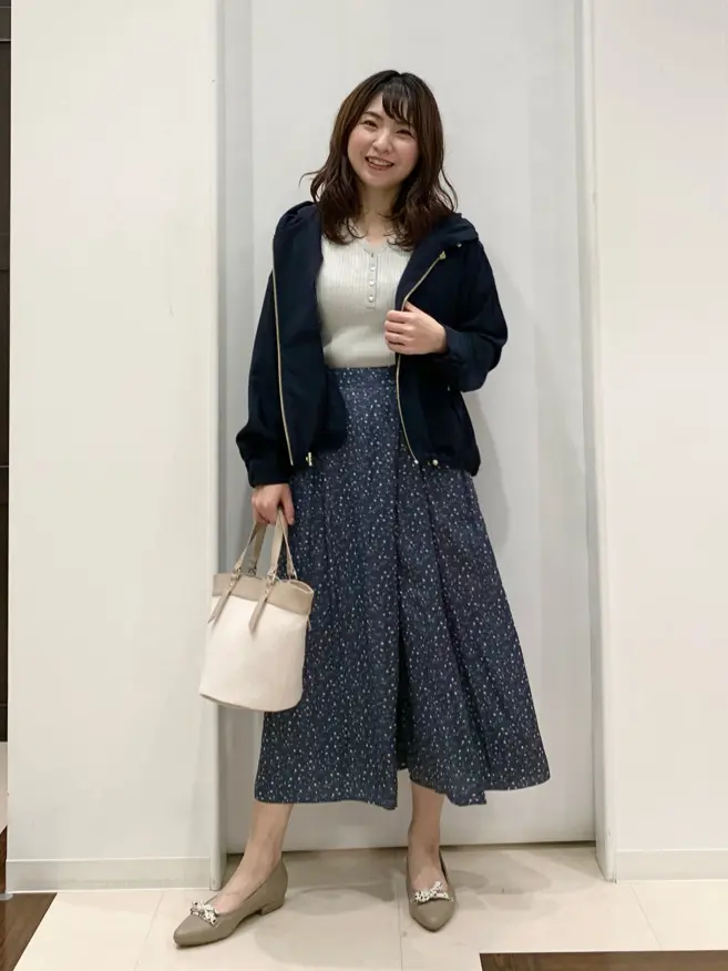 ANY SIS 横田 コーディネート画像