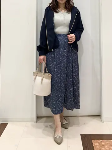 ANY SIS 横田 コーディネート画像