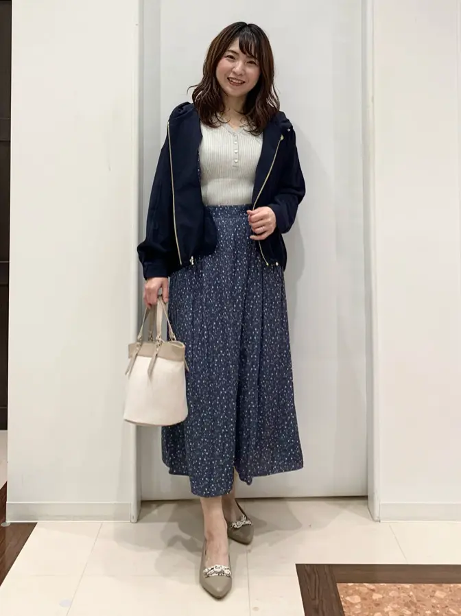 ANY SIS 横田 コーディネート画像