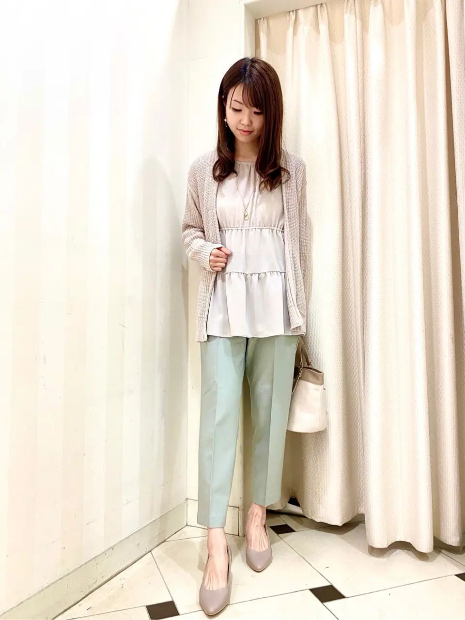 ANY SIS 金井 コーディネート画像