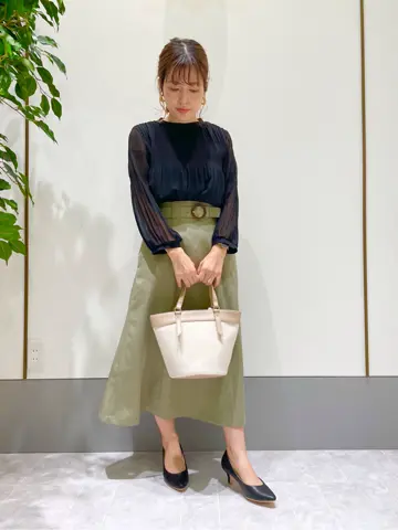 ANY SIS スタッフ コーディネート画像