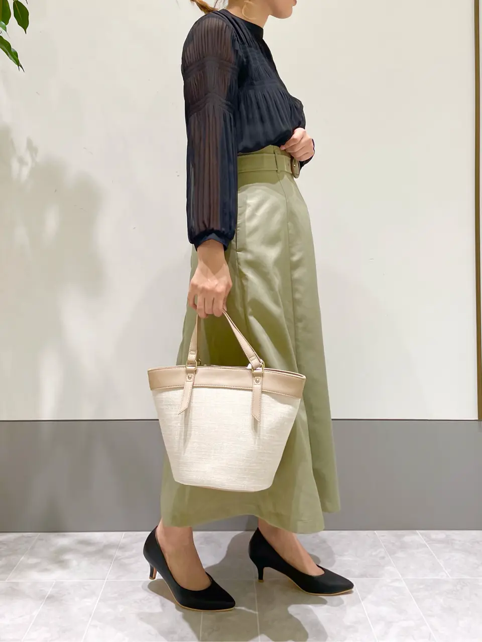 ANY SIS スタッフ コーディネート画像