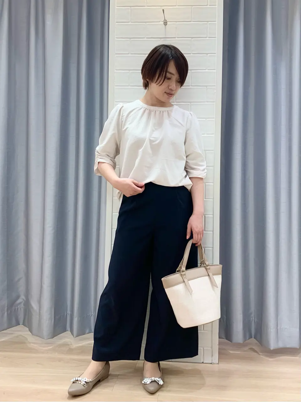 ANY SIS 丸岡 コーディネート画像