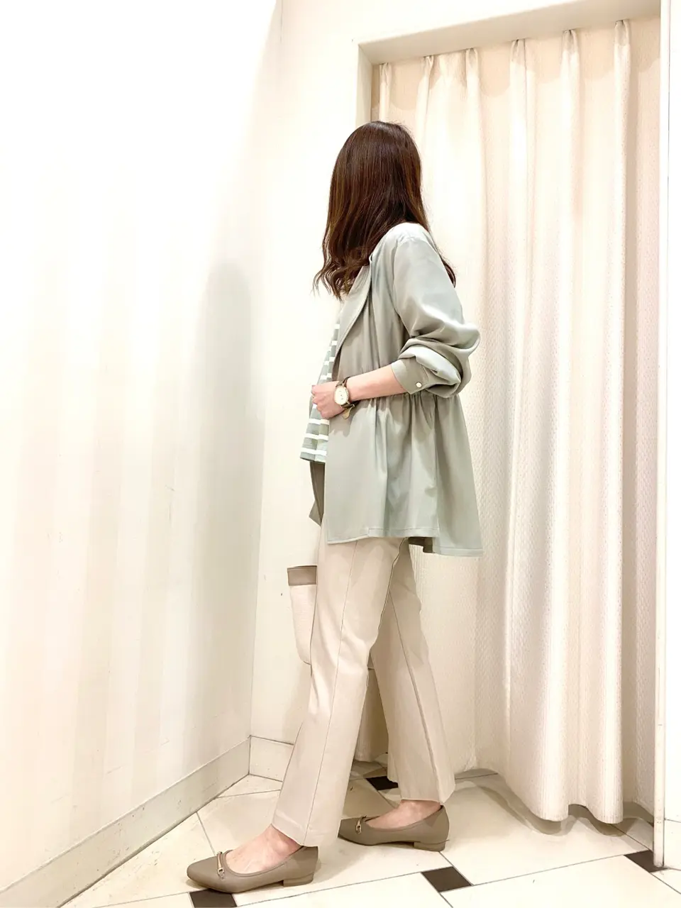 ANY SIS 金井 コーディネート画像