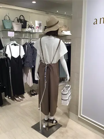 ANY SIS 島崎 コーディネート画像