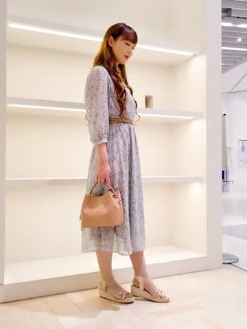 ANY SIS 福本 加奈 コーディネート画像