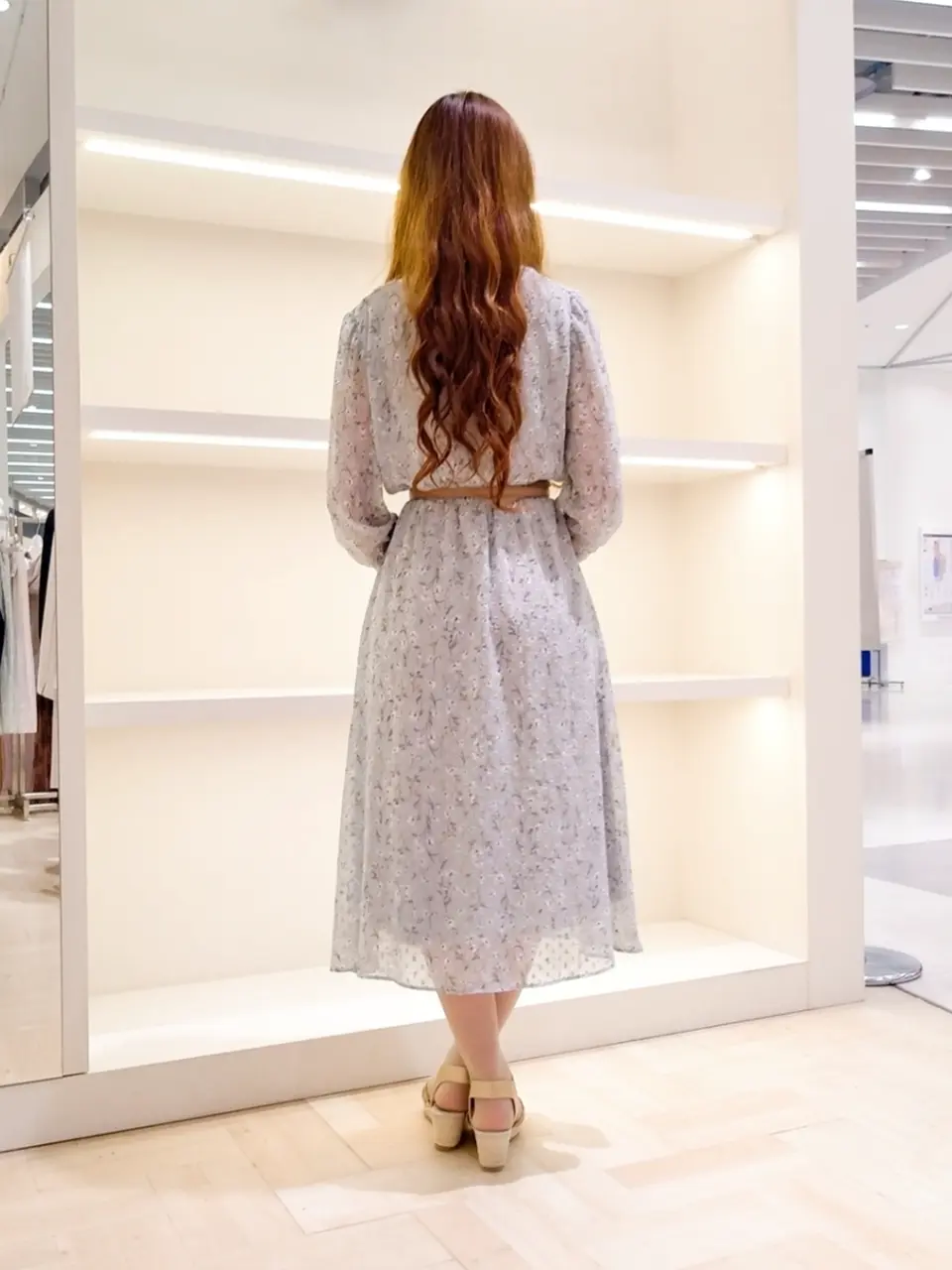 ANY SIS 福本 加奈 コーディネート画像