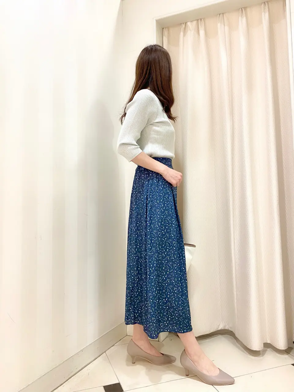 ANY SIS 金井 コーディネート画像