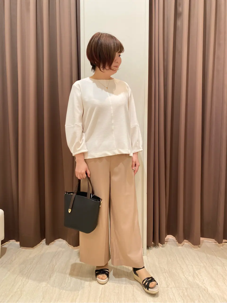 ANY SIS 岩本 コーディネート画像