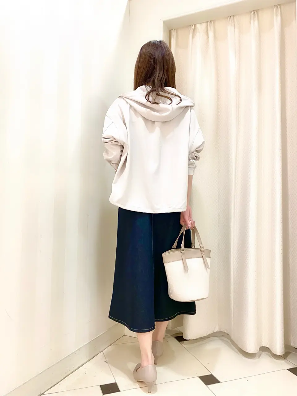 ANY SIS 金井 コーディネート画像