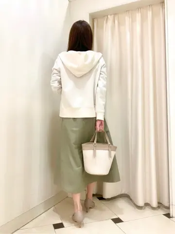 ANY SIS 金井 コーディネート画像