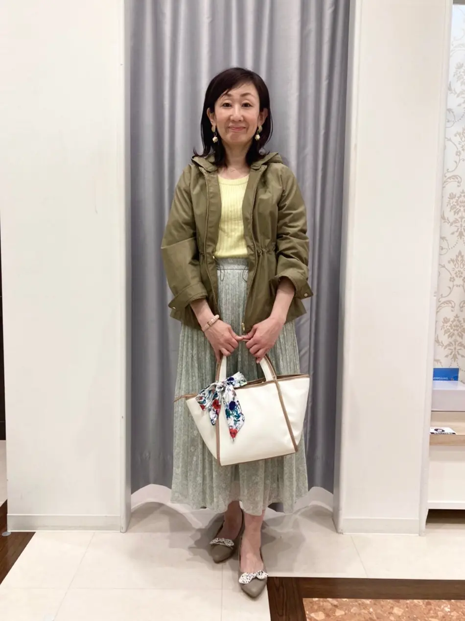 ANY SIS スタッフ コーディネート画像