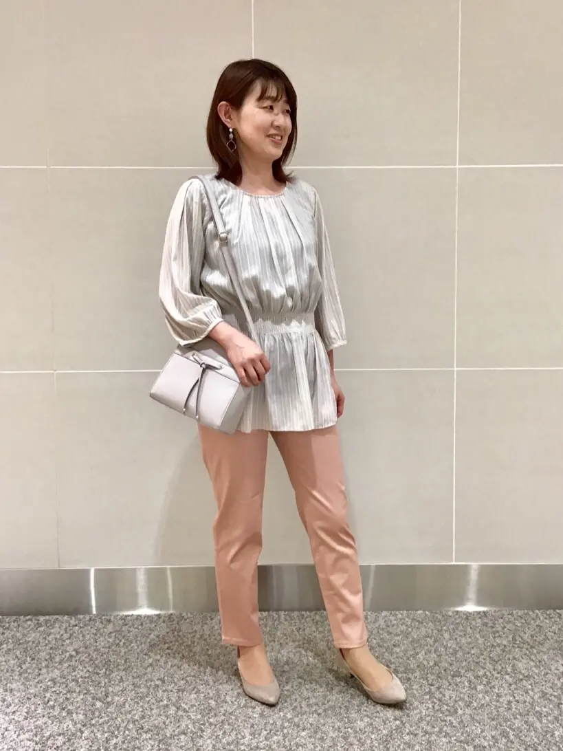 ANY SIS 浅野 コーディネート画像