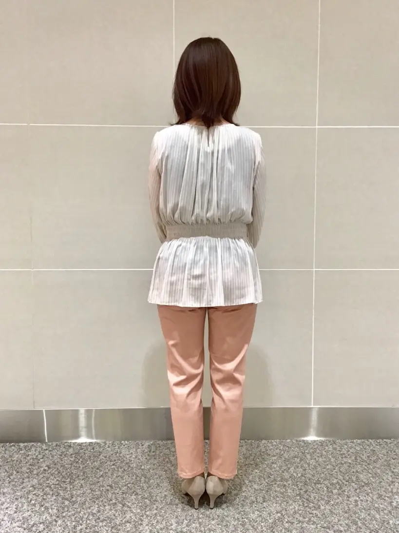 ANY SIS 浅野 コーディネート画像