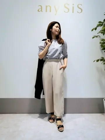 ANY SIS 岡本 コーディネート画像