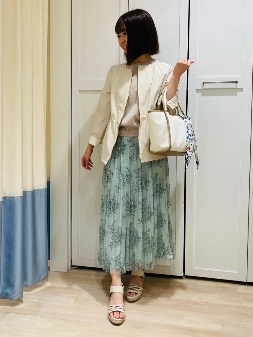 ANY SIS スタッフ コーディネート画像