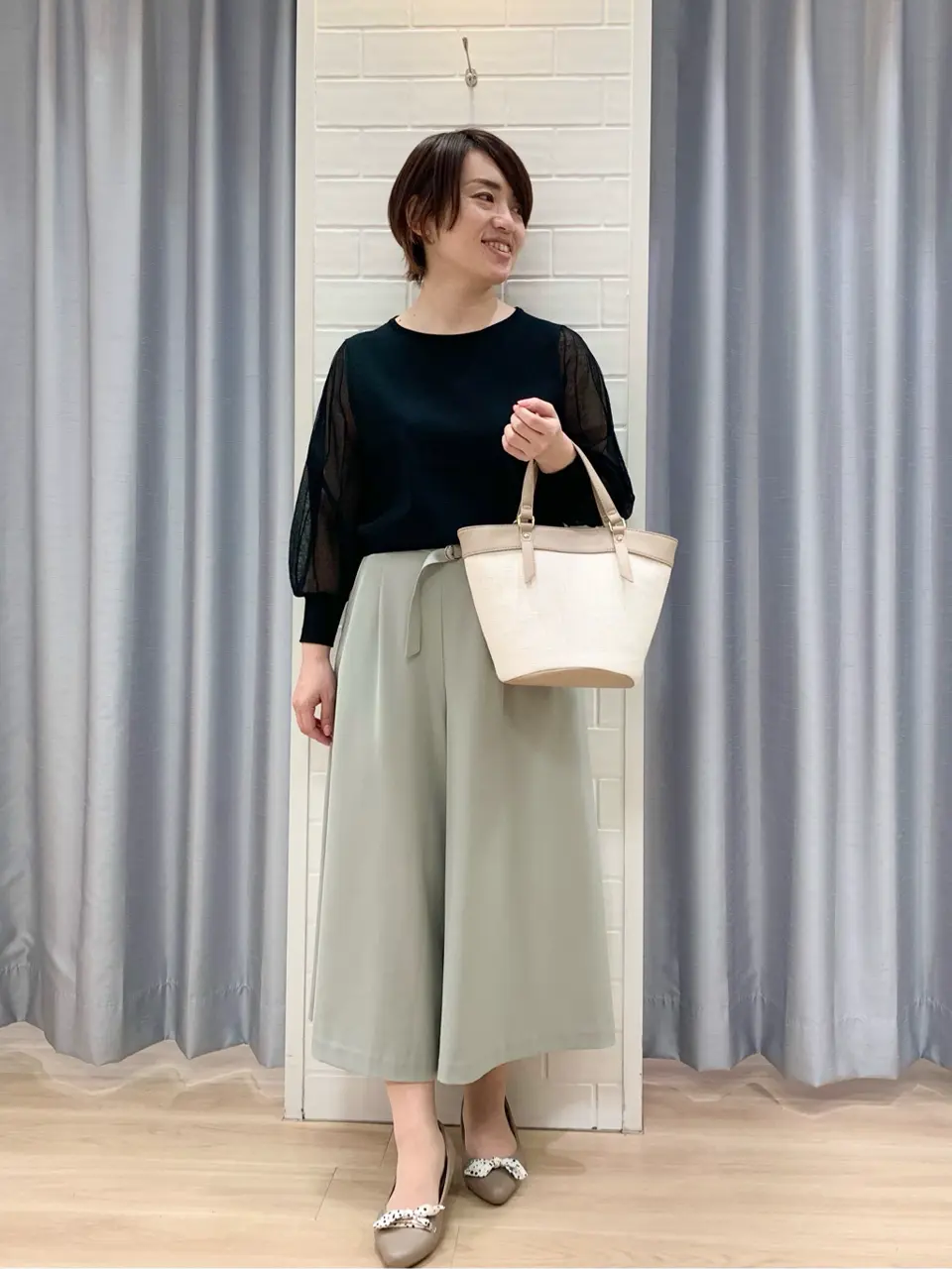 ANY SIS 丸岡 コーディネート画像