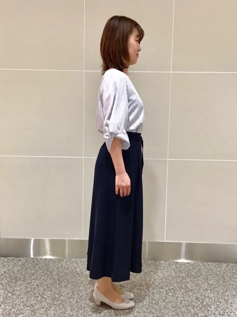 ANY SIS 浅野 コーディネート画像