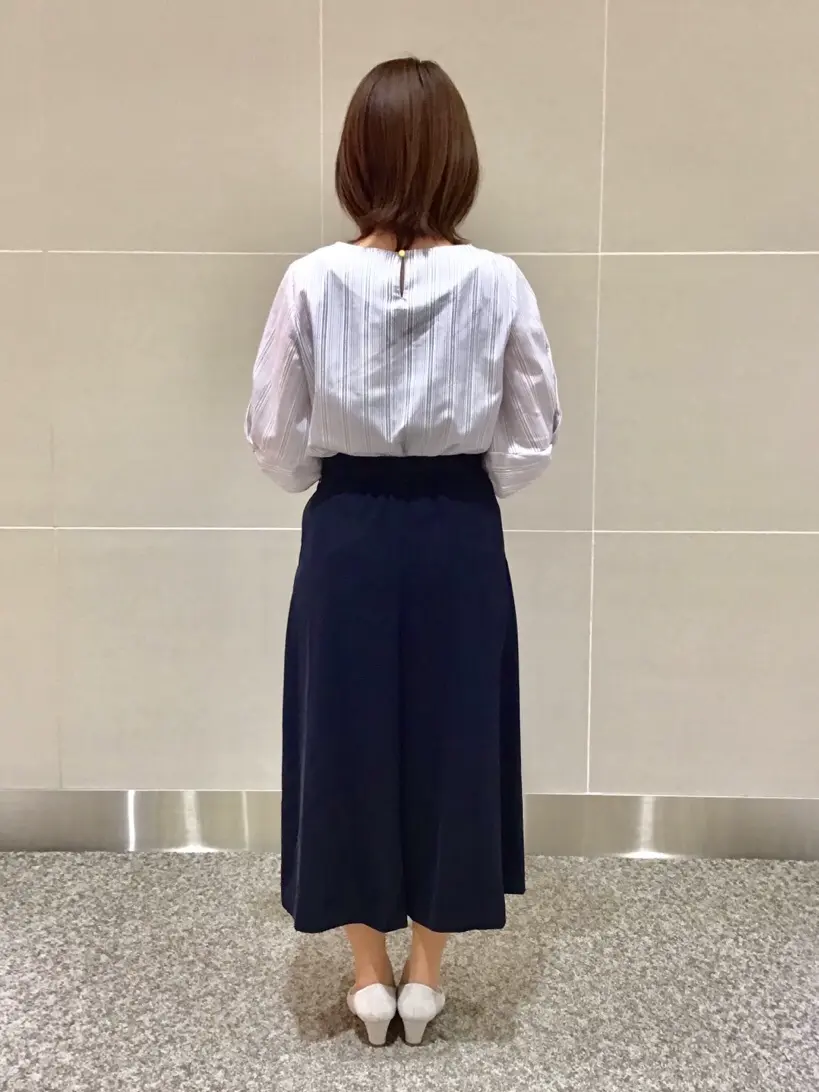 ANY SIS 浅野 コーディネート画像