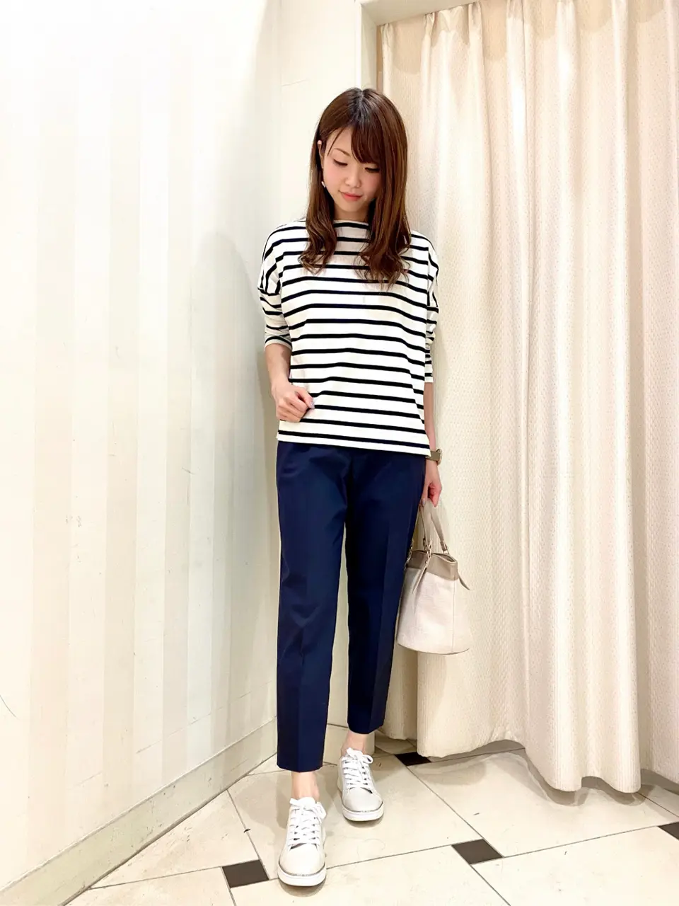 ANY SIS 金井 コーディネート画像