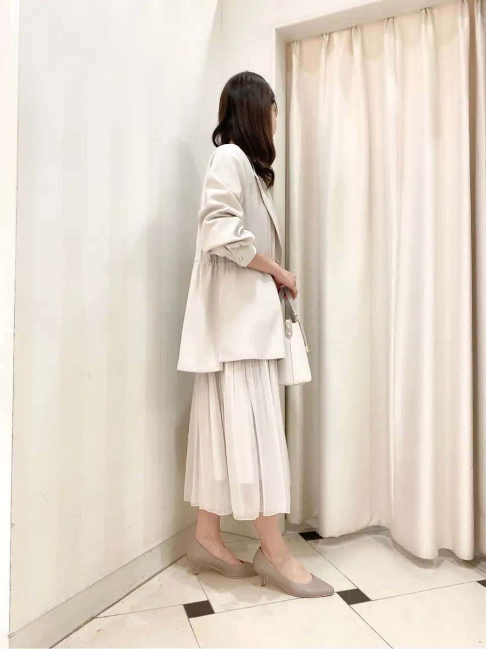 ANY SIS 金井 コーディネート画像