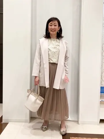 ANY SIS スタッフ コーディネート画像