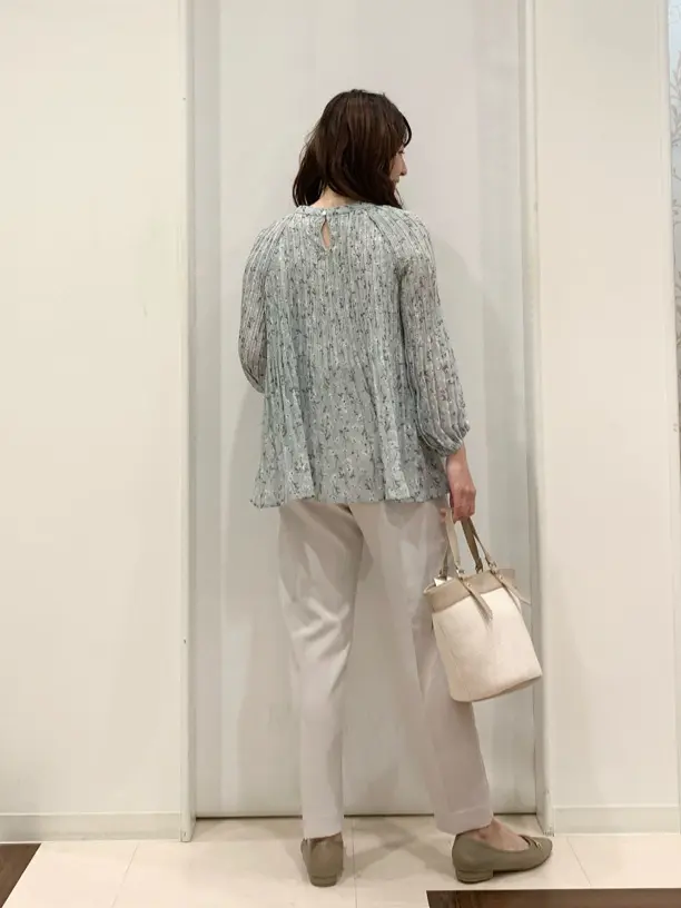 ANY SIS 横田 コーディネート画像