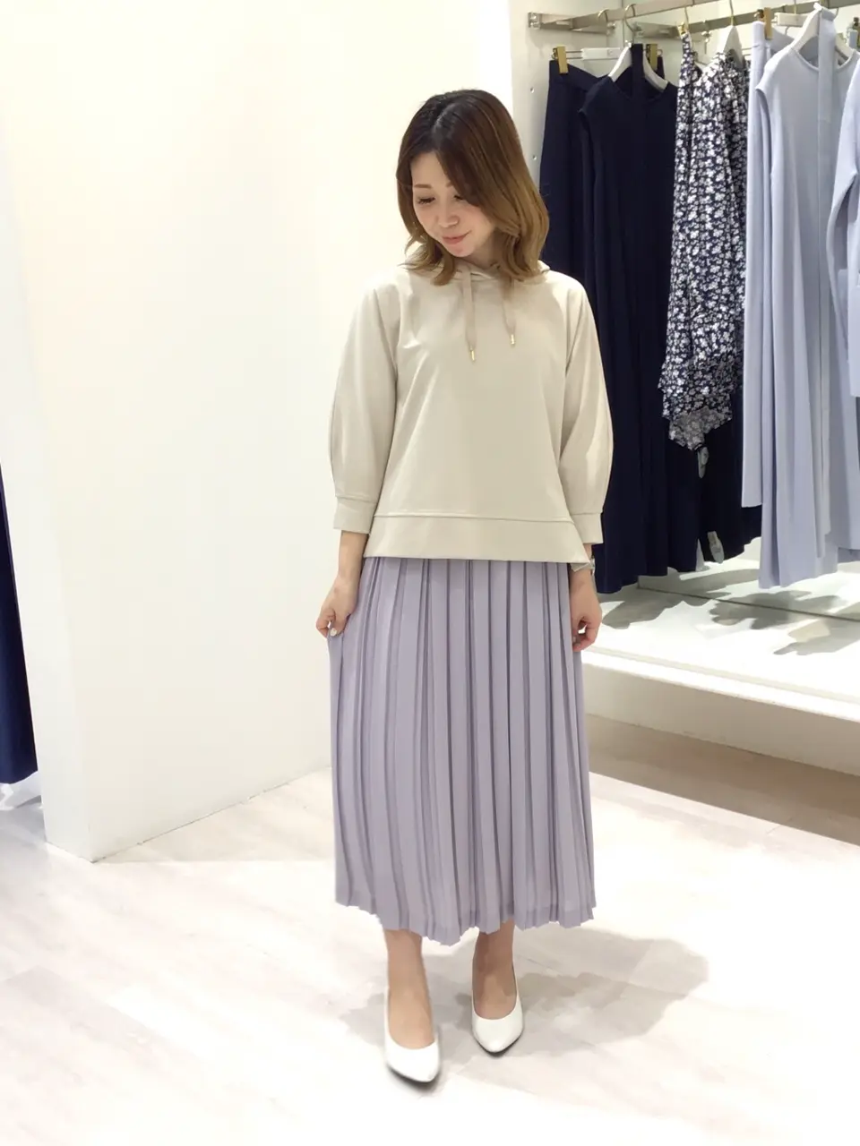 ANY SIS スタッフ コーディネート画像