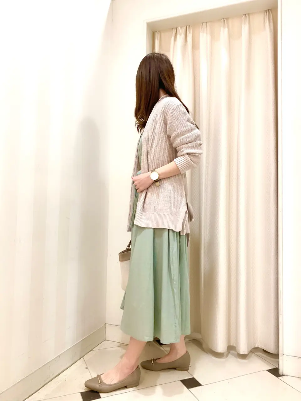 ANY SIS 金井 コーディネート画像