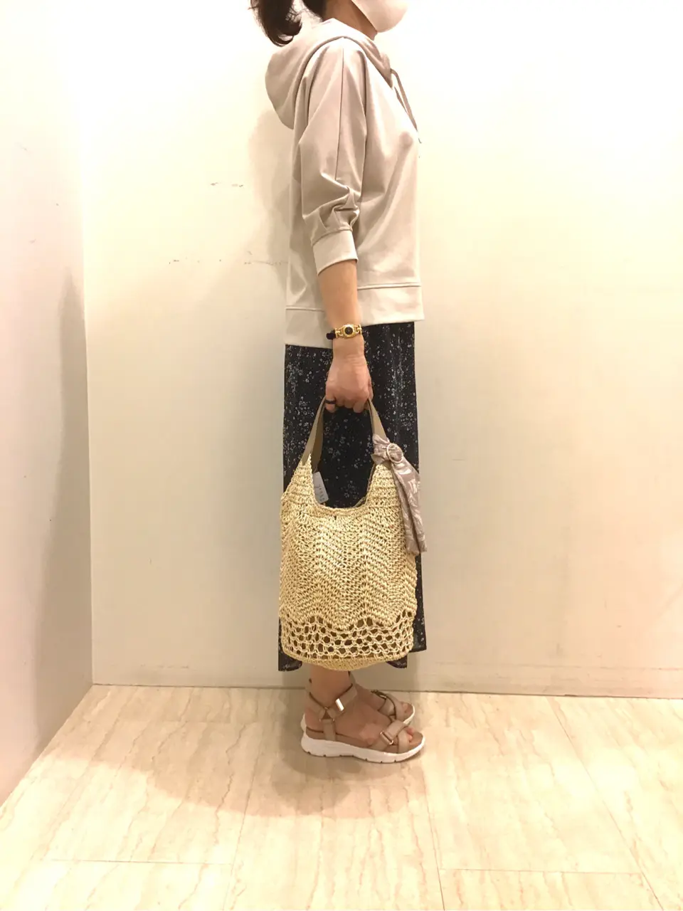 ANY SIS スタッフ コーディネート画像