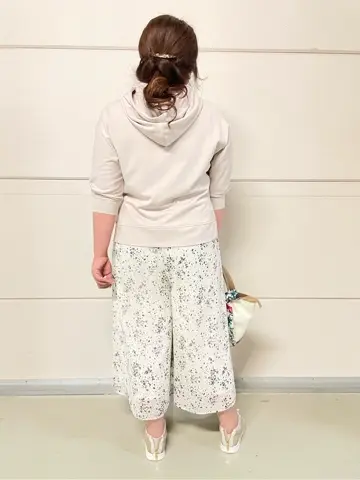 ANY SIS 小林 コーディネート画像