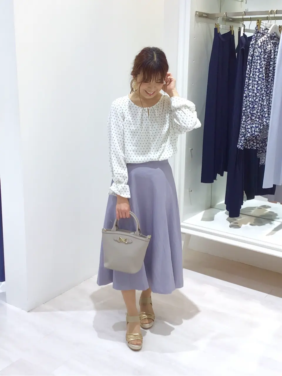 ANY SIS スタッフ コーディネート画像