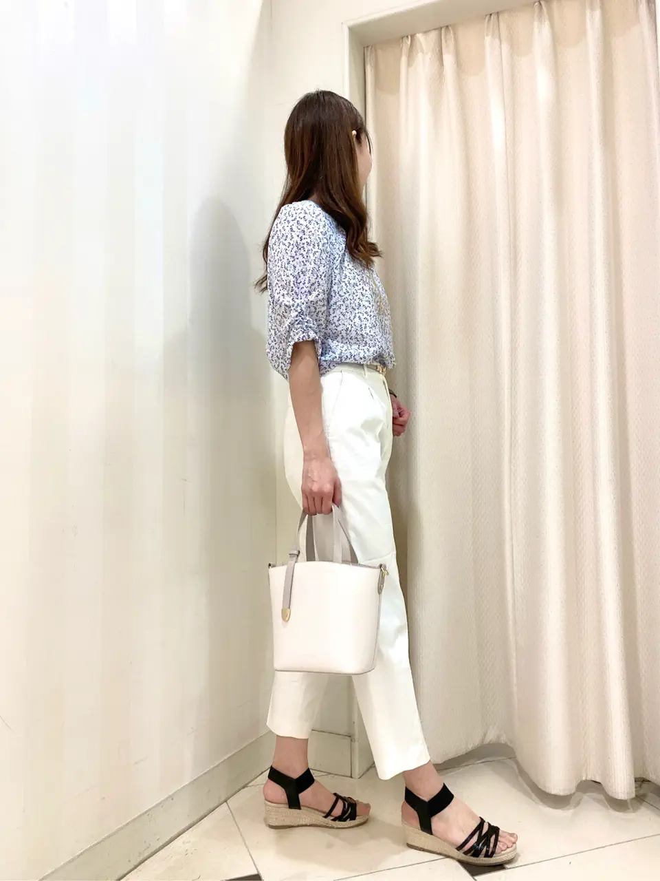 ANY SIS 金井 コーディネート画像