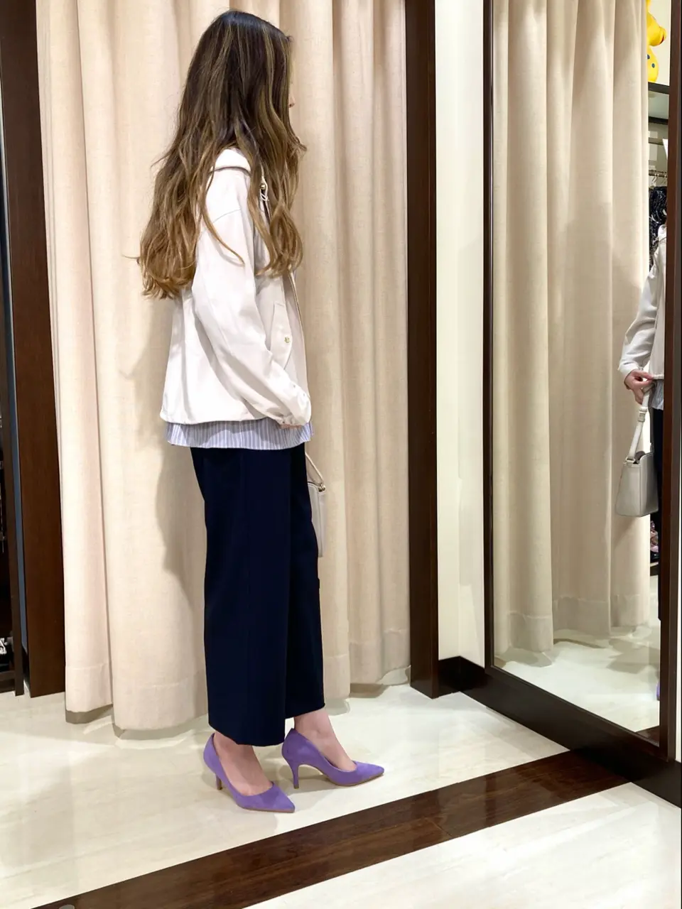 ANY SIS STAFF コーディネート画像