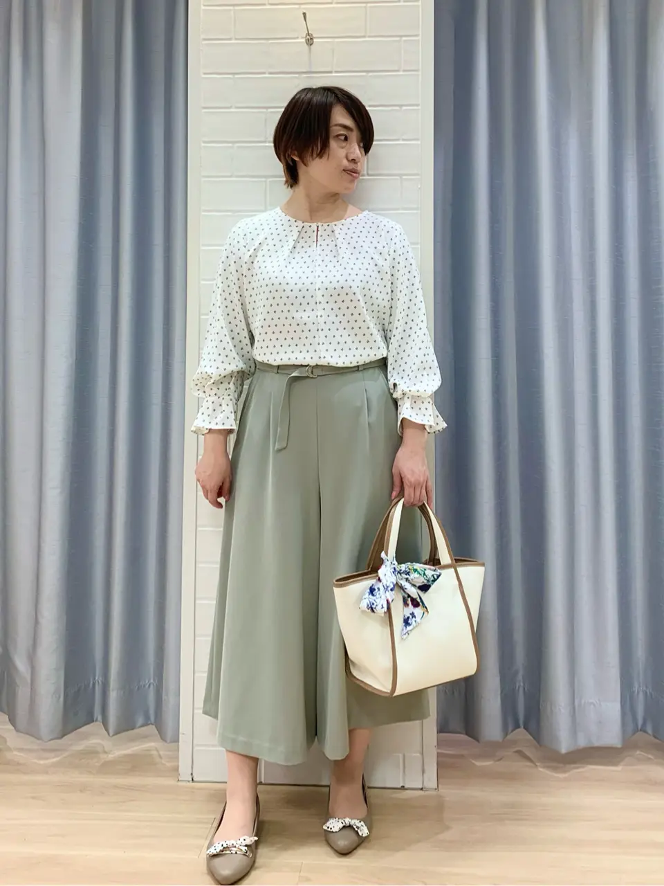 ANY SIS 丸岡 コーディネート画像