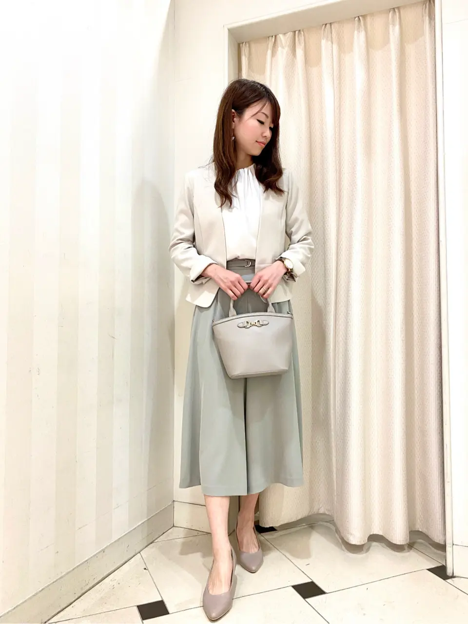 ANY SIS 金井 コーディネート画像