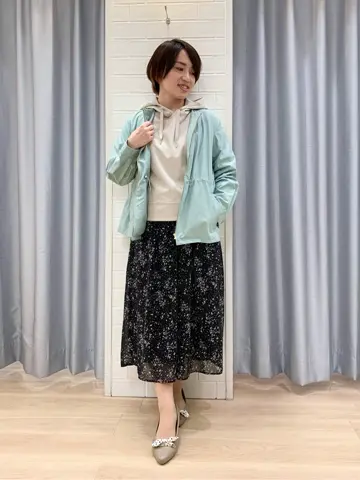 ANY SIS 丸岡 コーディネート画像